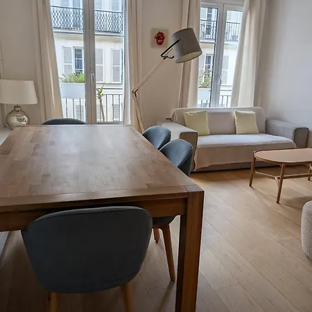3 Or 4 Bedroom Perfect Location! Apartment Paris